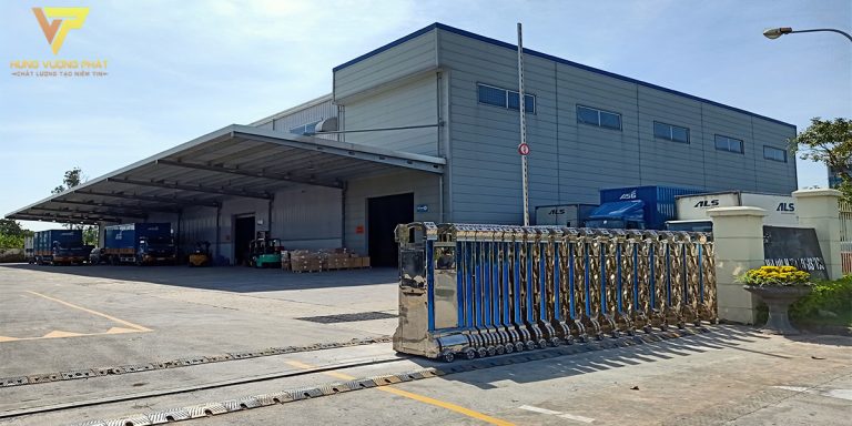 Lắp đặt cổng xếp tự động cảng hàng không Nội Bài