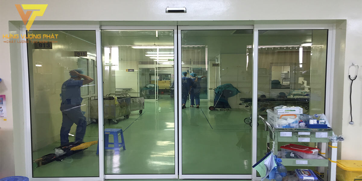 Lắp cửa tự động cho bệnh viện Việt Đức